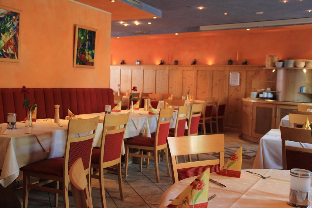 Hotel Restaurant Reichsadler Buchen  Camera foto