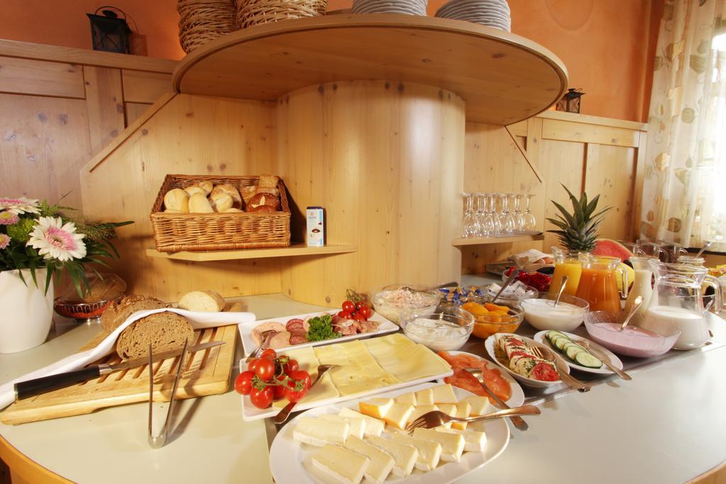 Hotel Restaurant Reichsadler Buchen  Esterno foto