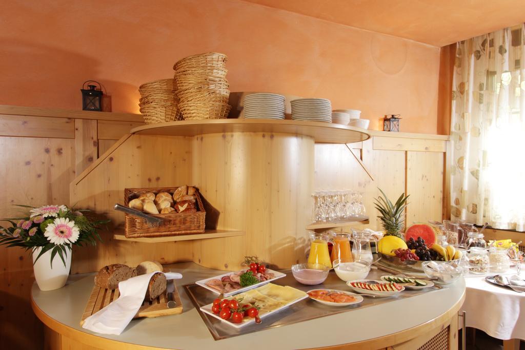 Hotel Restaurant Reichsadler Buchen  Esterno foto