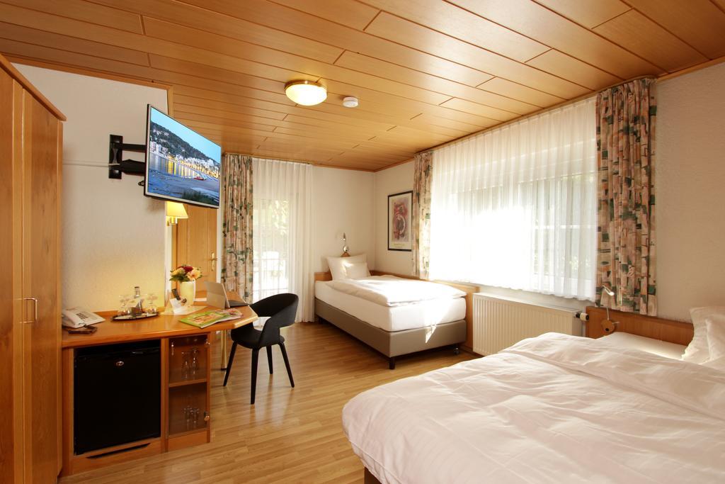 Hotel Restaurant Reichsadler Buchen  Esterno foto